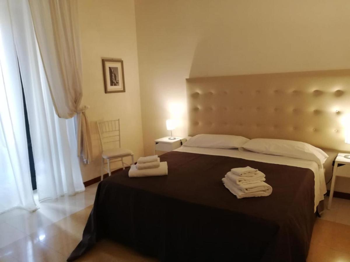 נוטו Landolina Palace Hotel מראה חיצוני תמונה