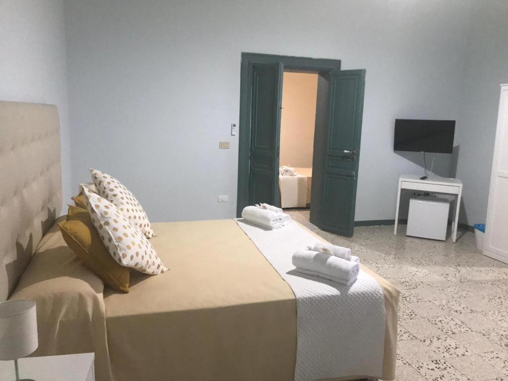 נוטו Landolina Palace Hotel מראה חיצוני תמונה