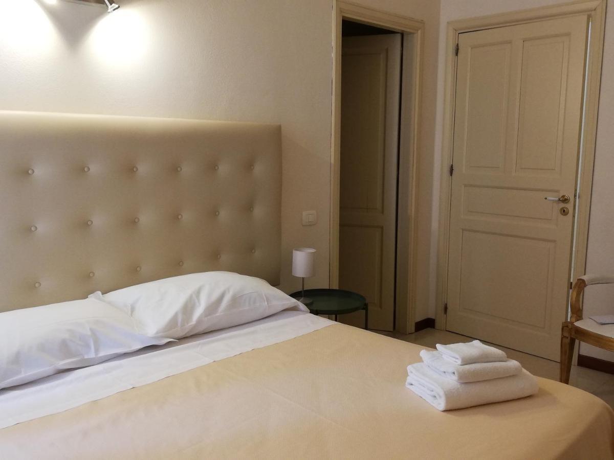נוטו Landolina Palace Hotel מראה חיצוני תמונה